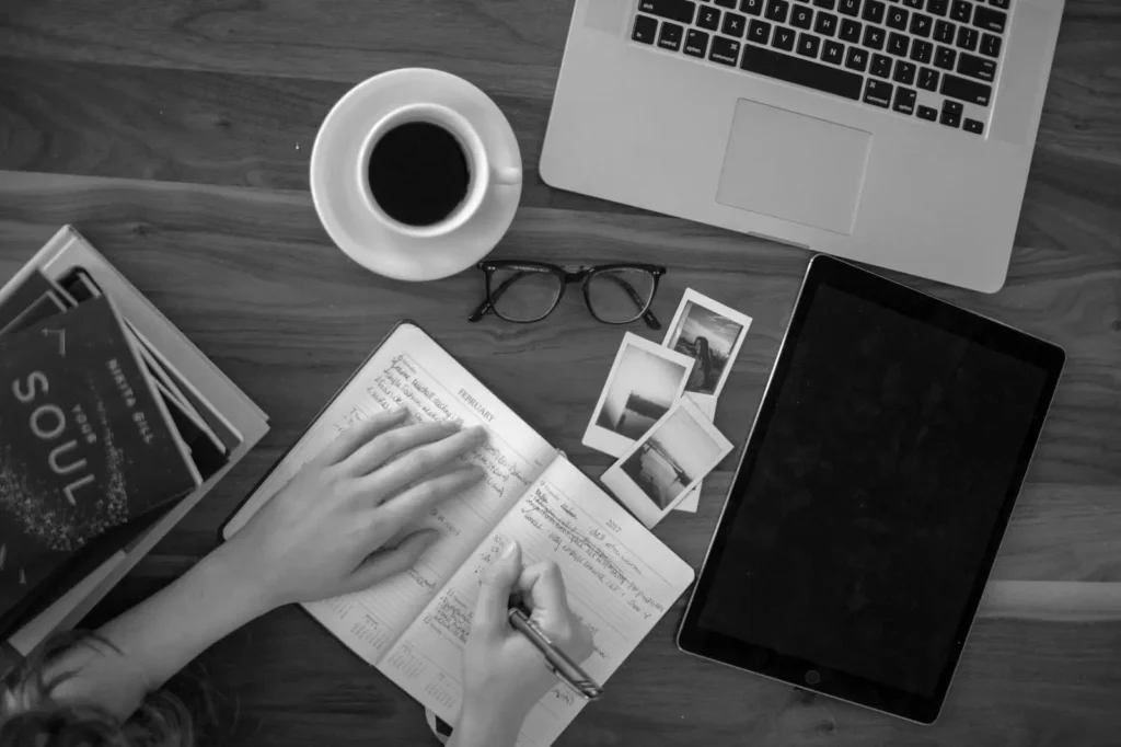 best freelance digital marketer in thrissur writing content